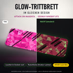 Glow-Trittbrett – ATTACK ON MAGENTA, Tag/Nacht