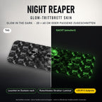 TRITTBRETT SKIN | NIGHT REAPER – Glow in the Dark (+29,99 €): Tag und Nacht im Vergleich, Nachteffekt simuliert. Keine Straßenverkehrsfreigabe.