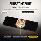 TRITTBRETT SKIN | SUNSET KITSUNE – Holo Silber (+24,99 €, Lieferzeit ca. 2 Wochen): Standard und Holo-Silberfolie im Vergleich, Holo-Effekt simuliert.