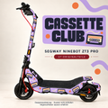 CASSETTE CLUB Skin für Segway Ninebot ZT3 Pro. Felgenaufkleber separat erhältlich.
